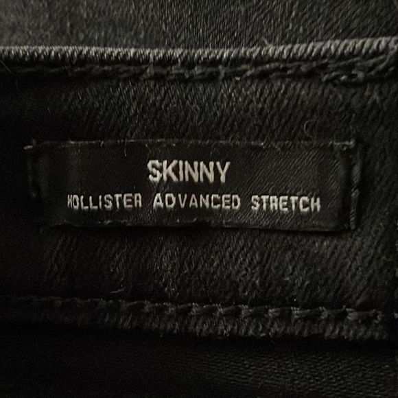 Jeans. Hollister California Skinny Advanced Stretch black jeans. EUC. W29 L30 - Picture 6 of 6